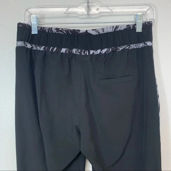 Fabletics Athletic Pants Woman Small Black Elastic Waist Taped Leg Tuxedo Stripe - Picture 5 of 13